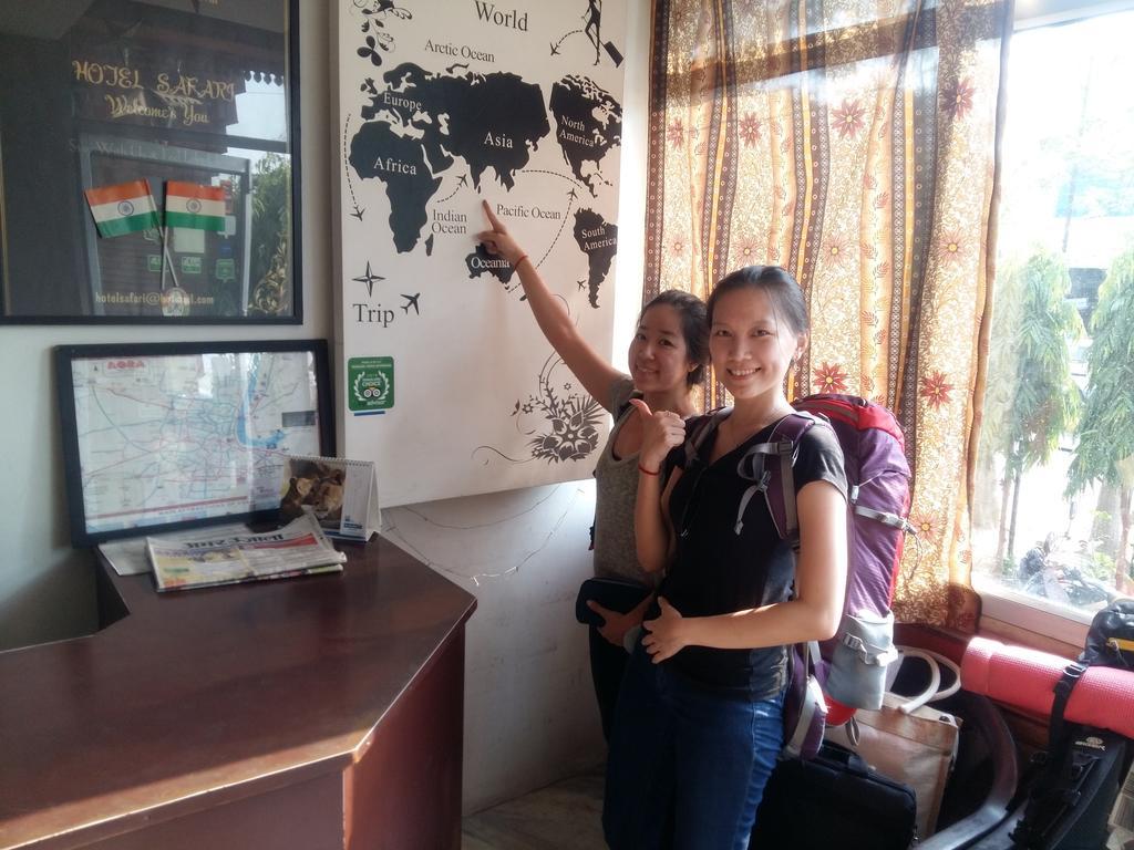 Hotel Safari Агра Екстериор снимка