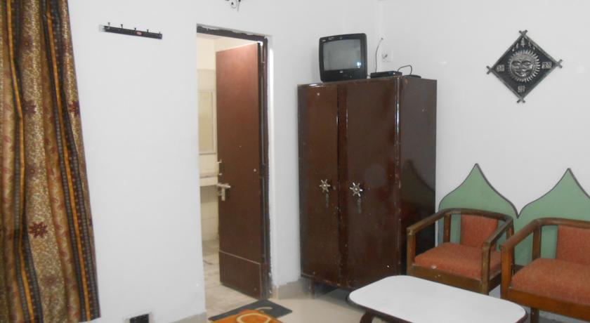 Hotel Safari Агра Стая снимка